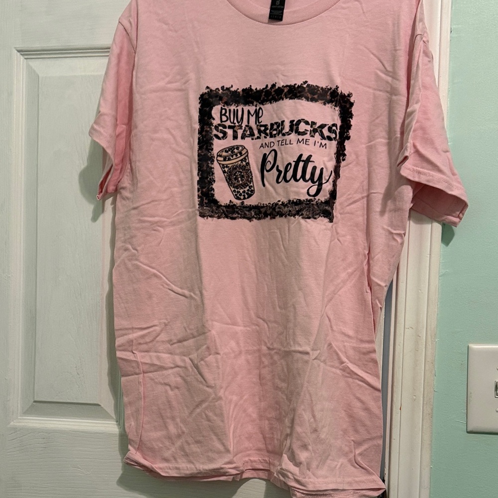 🌹Gildan Light Pink Heavy Cotton Tee.‎ NWOT